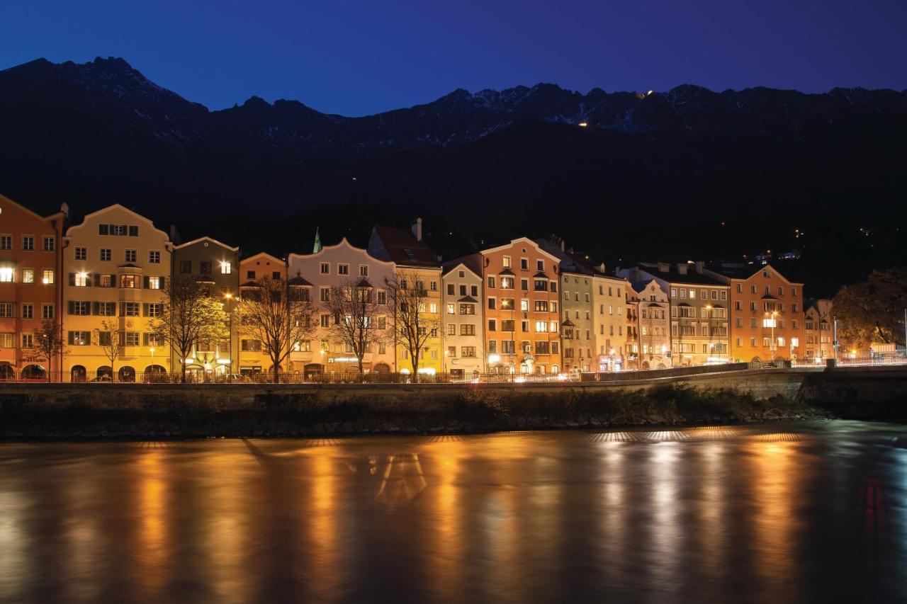 Riesiges Zentrales Apartment Mit Parkplatz Innsbruck Buitenkant foto